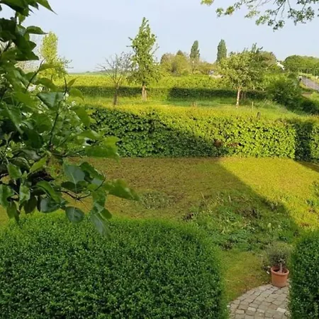 Het Wolfshuis Bed & Breakfast