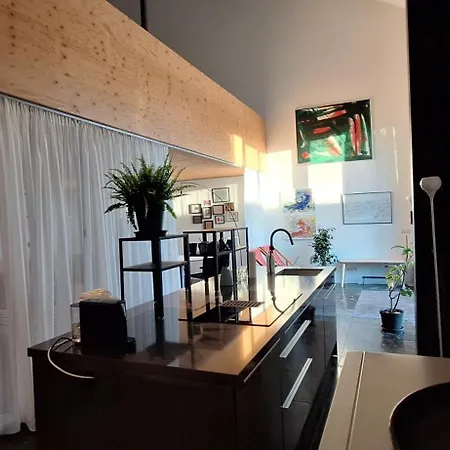 Het Wolfshuis Bed & Breakfast *